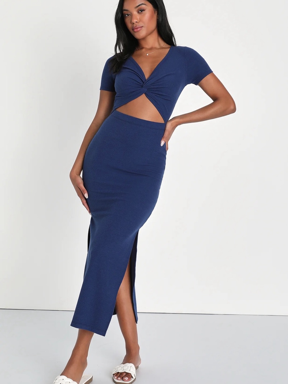 Twist Front Cutout Midi Lulu’s dress, sz S